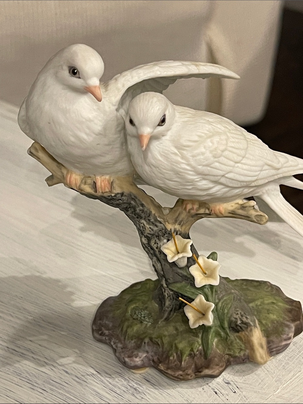 White fine porcelain  Dove Figurine Pair - Decorative Bird Ornament